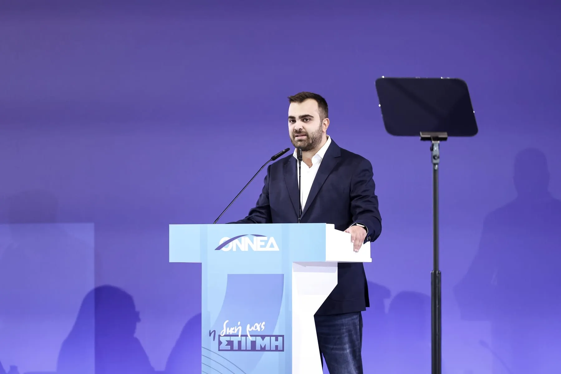 Ο Ορφέας Γεωργίου στο βήμα του 14ου Τακτικού Συνεδρίου της ΟΝΝΕΔ.